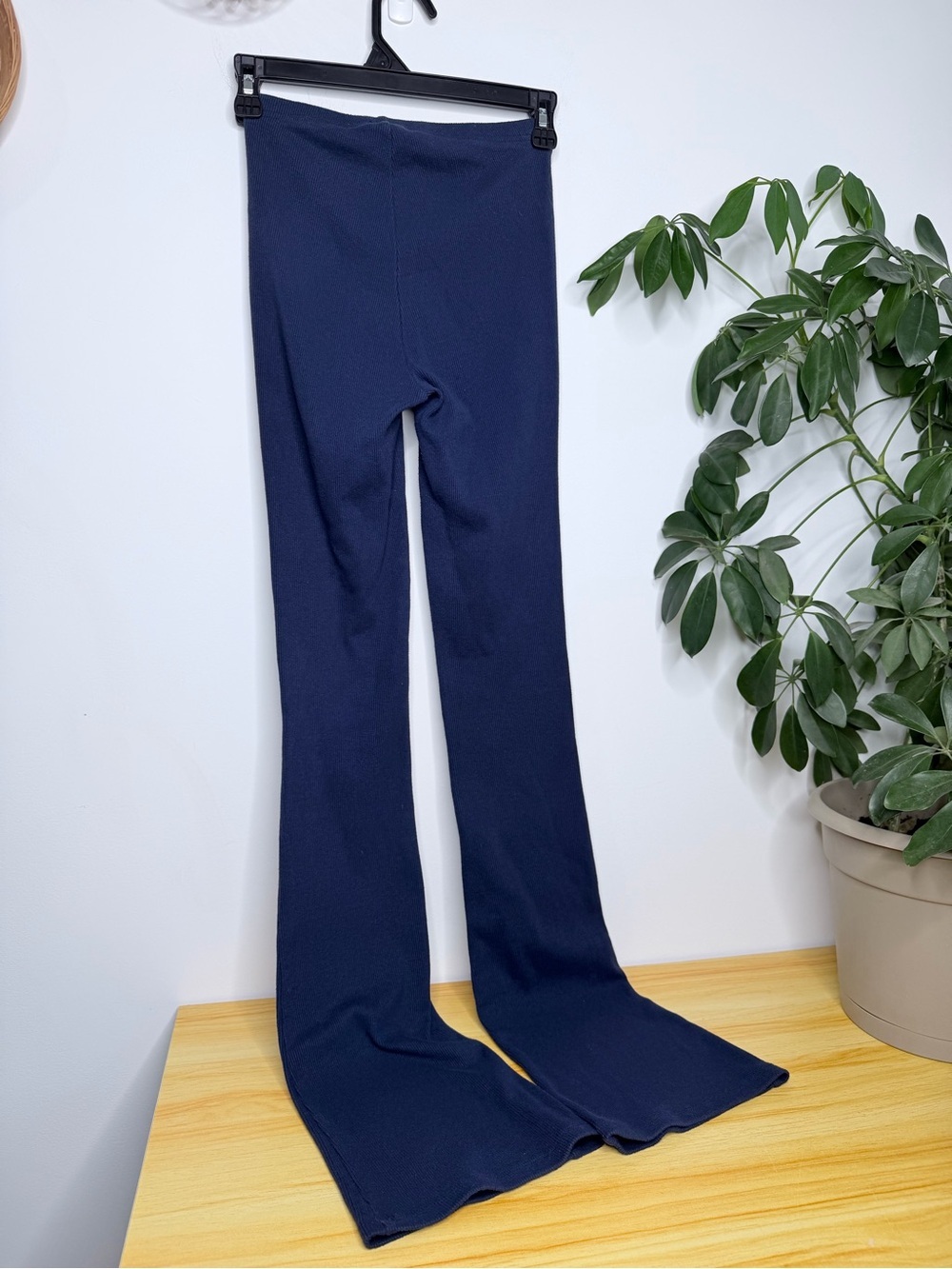 PacSun Boot Cut Ribbed Leggings Size XS - Picture 2 of 4